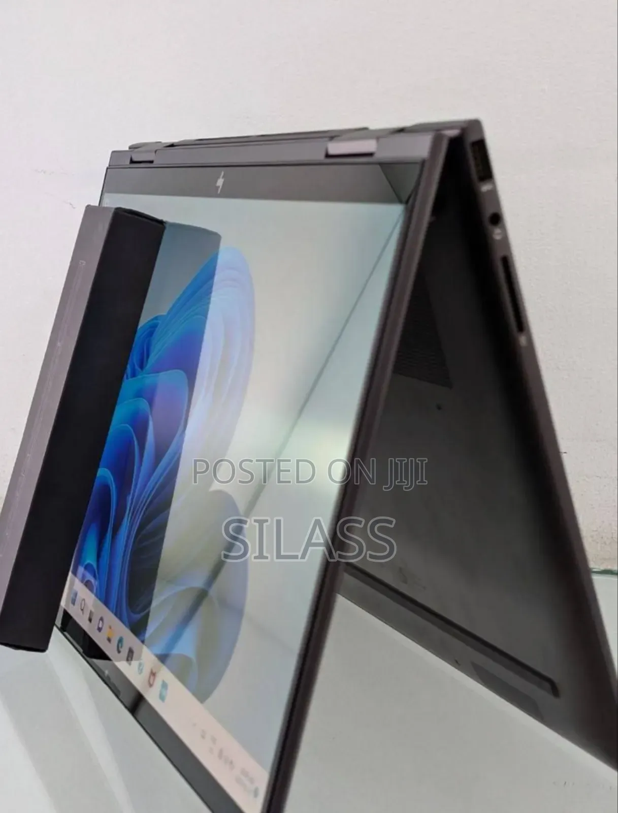 New Laptop HP Envy X360 16GB Intel Core I7 SSD 512GB