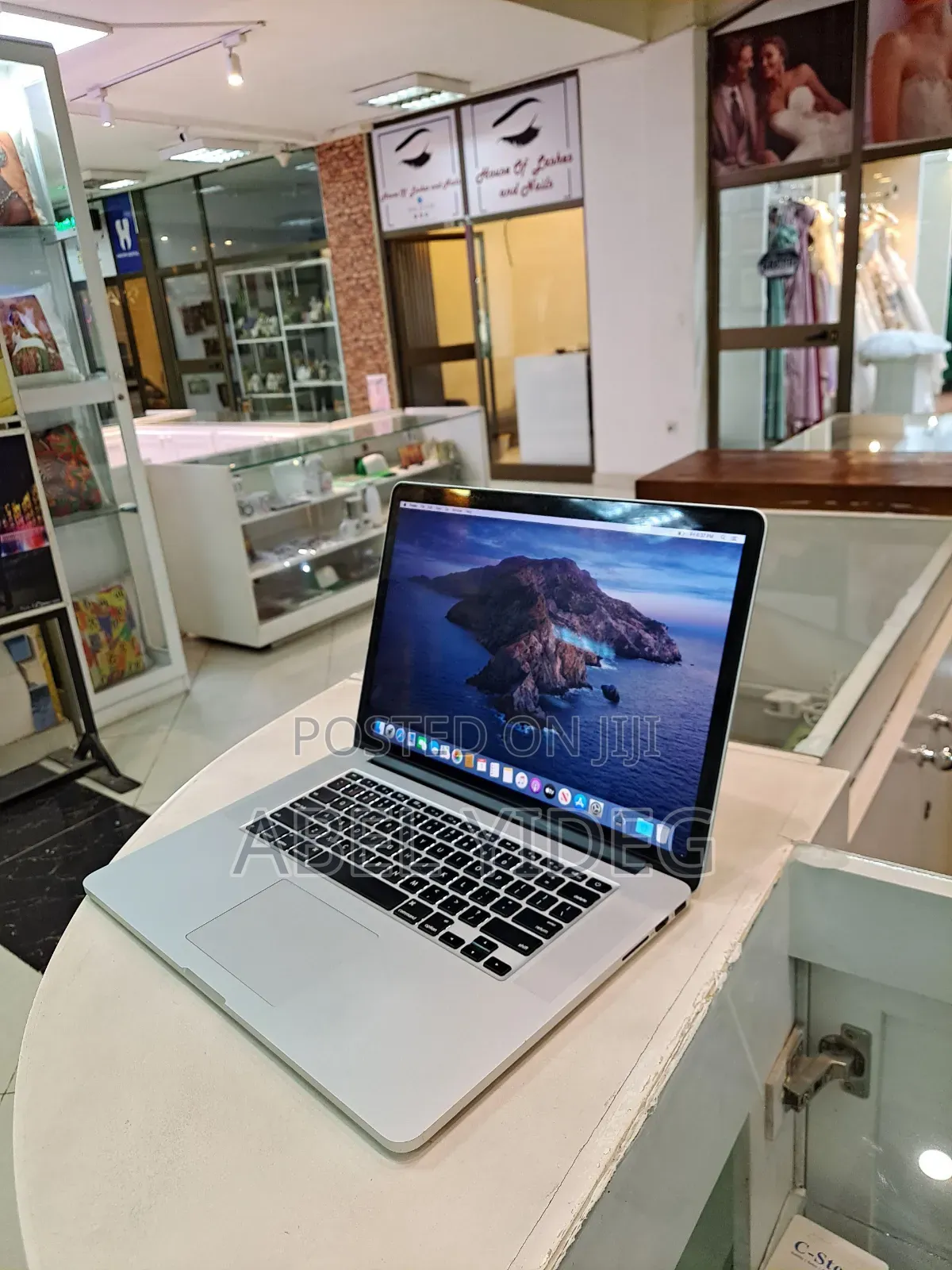 New Laptop Apple MacBook Pro 2013 16GB Intel Core I7 SSD 256GB