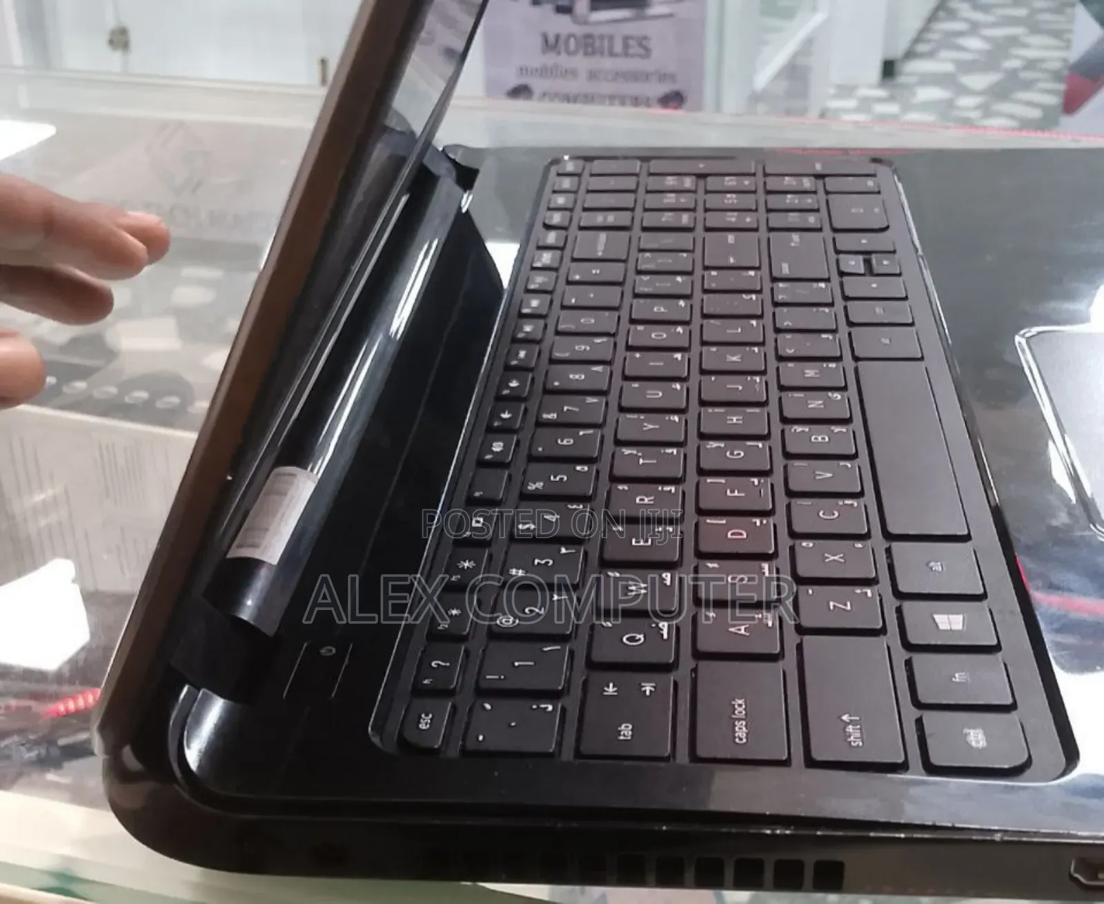 New Laptop HP Pavilion 15 6GB Intel Core I5 SSD 1T