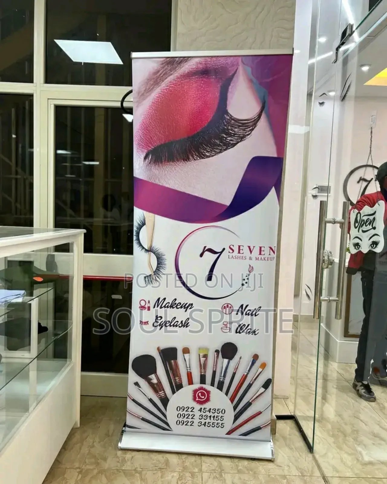 Rollup Banner Stand