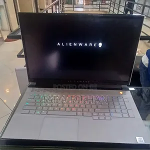New Laptop Alienware Area-51m 16GB Intel Core I7 SSD 1T