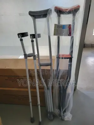 Photo - Bilateral Crutches Underarm Padding Grip Ideal Travel FAYGZ