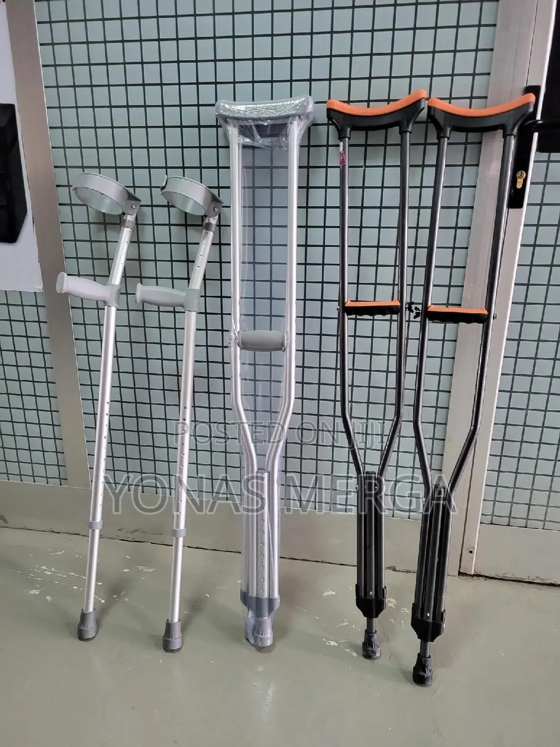 Bilateral Garcan Crutche for Adult Underarm Underarm Crutche