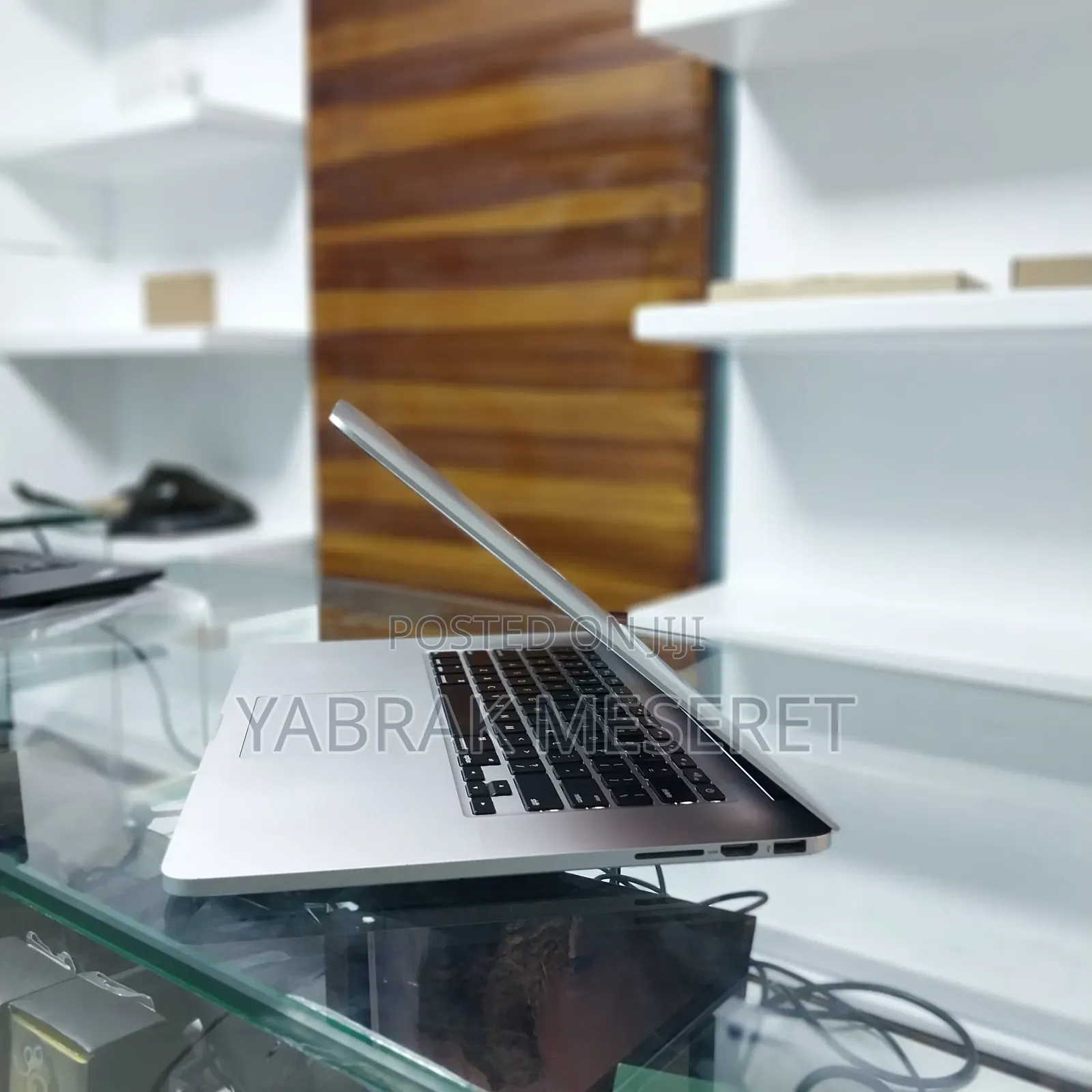 New Laptop Apple MacBook Pro 2013 16GB Intel Core I5 SSD 256GB