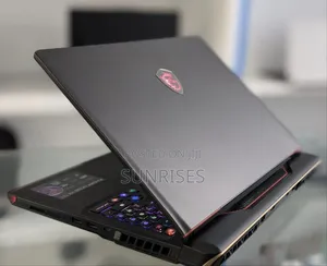 New Laptop MSI Raider GE76 12UGS 32GB Intel Core I9 SSD 1T