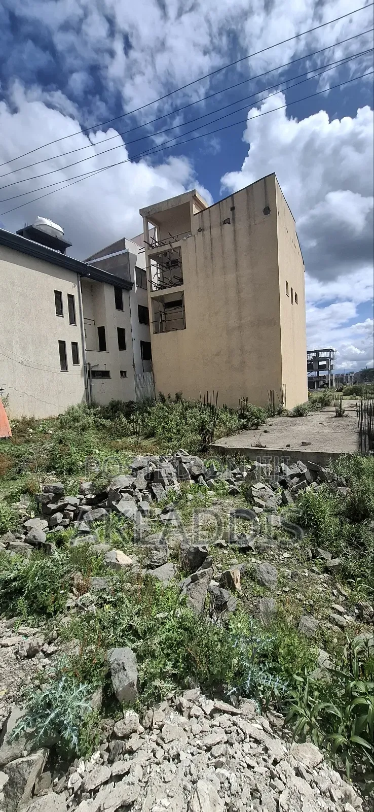 6bdrm House in Bole Ayat for sale