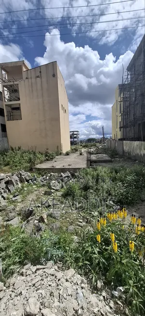 6bdrm House in Bole Ayat for sale