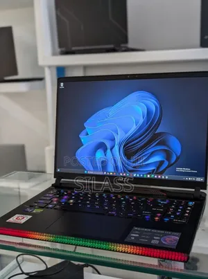 New Laptop MSI 32GB Intel Core I9 SSD 1T