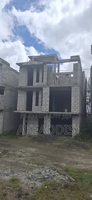 6bdrm Townhouse/Terrace in Bole Ayat for sale