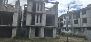 6bdrm Townhouse/Terrace in Bole Ayat for sale