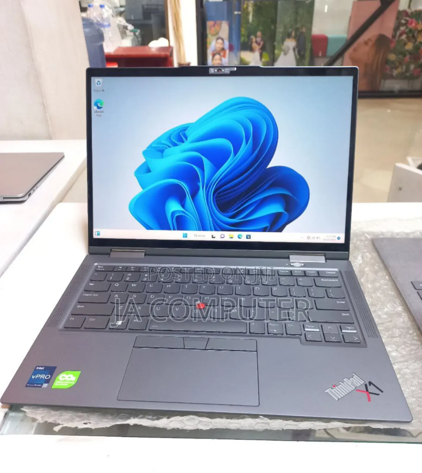 New Laptop Lenovo Thinkpad X1 Yoga 32GB Intel Core I7 SSD 512GB