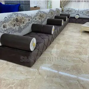 Photo - Decorative Arabian Majlis With 25 Cm Bonded Thickness.