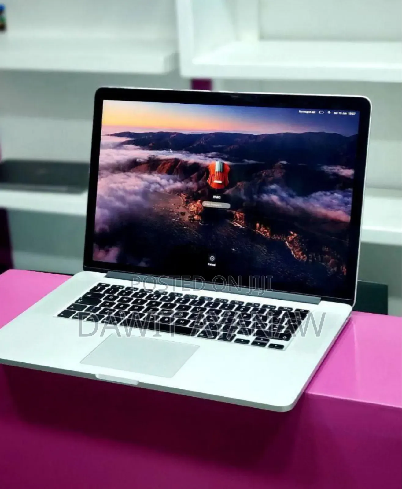 New Laptop Apple MacBook Pro 2015 16GB Intel Core I7 SSD 256GB