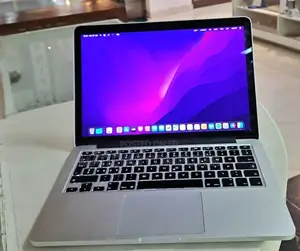 New Laptop Apple MacBook Pro 2015 8GB Intel Core I5 SSD 256GB