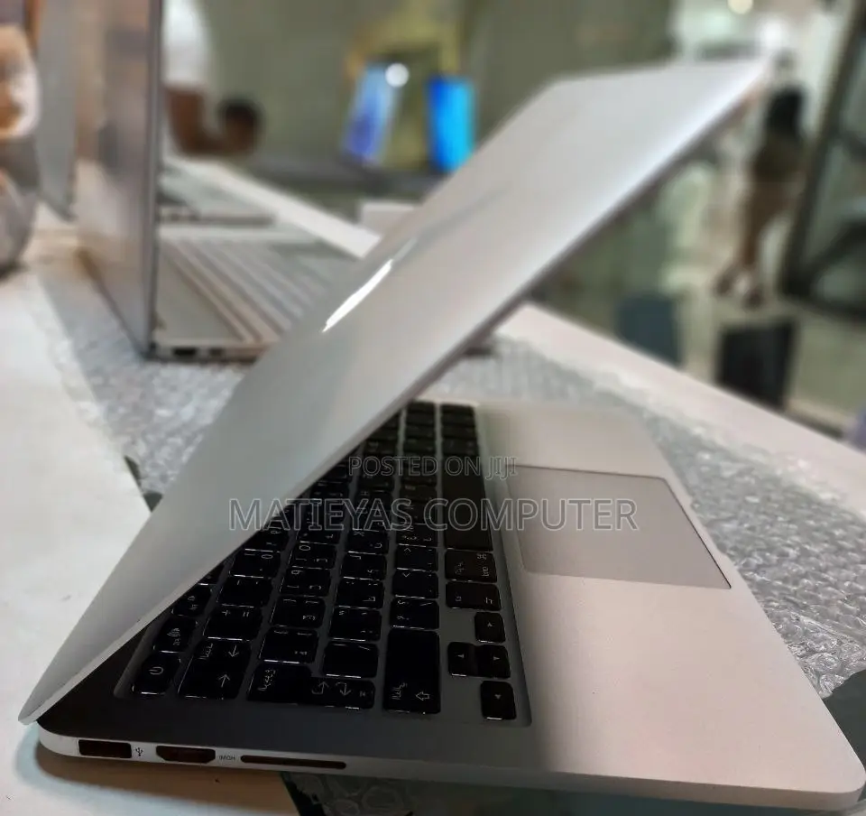 New Laptop Apple MacBook 2014 16GB Intel Core I5 SSD 512GB