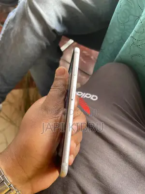 Apple iPhone 6s 32 GB Silver