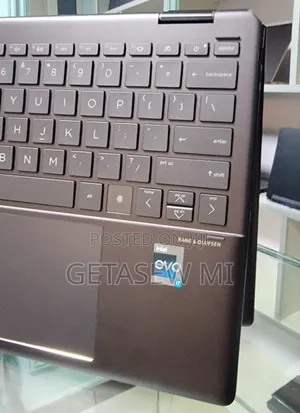 New Laptop HP Envy X360 16GB Intel Core I7 SSD 1T