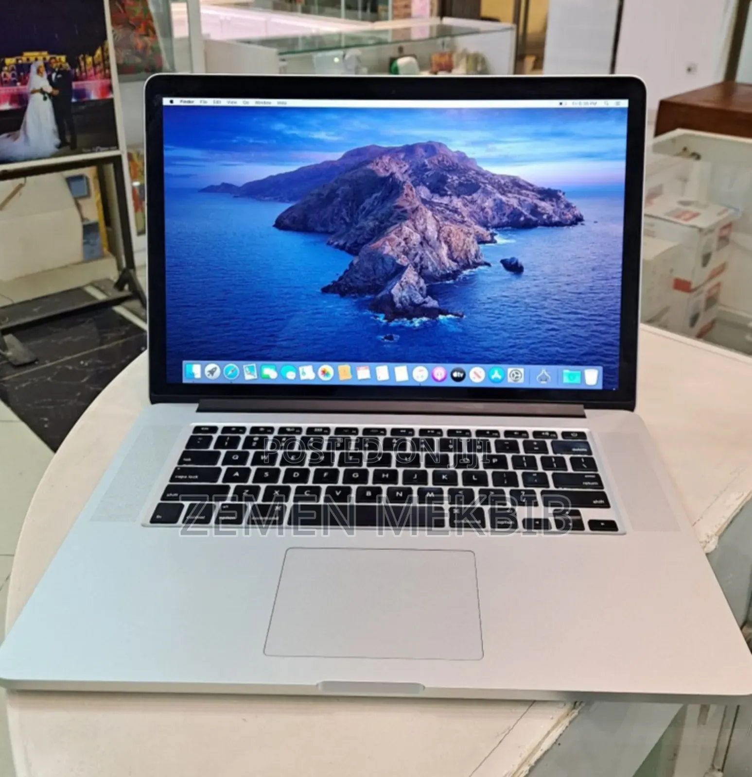 New Laptop Apple MacBook Pro 2013 16GB Intel Core I7 SSD 256GB