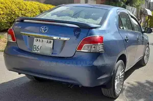 Toyota Yaris 2007 Gray