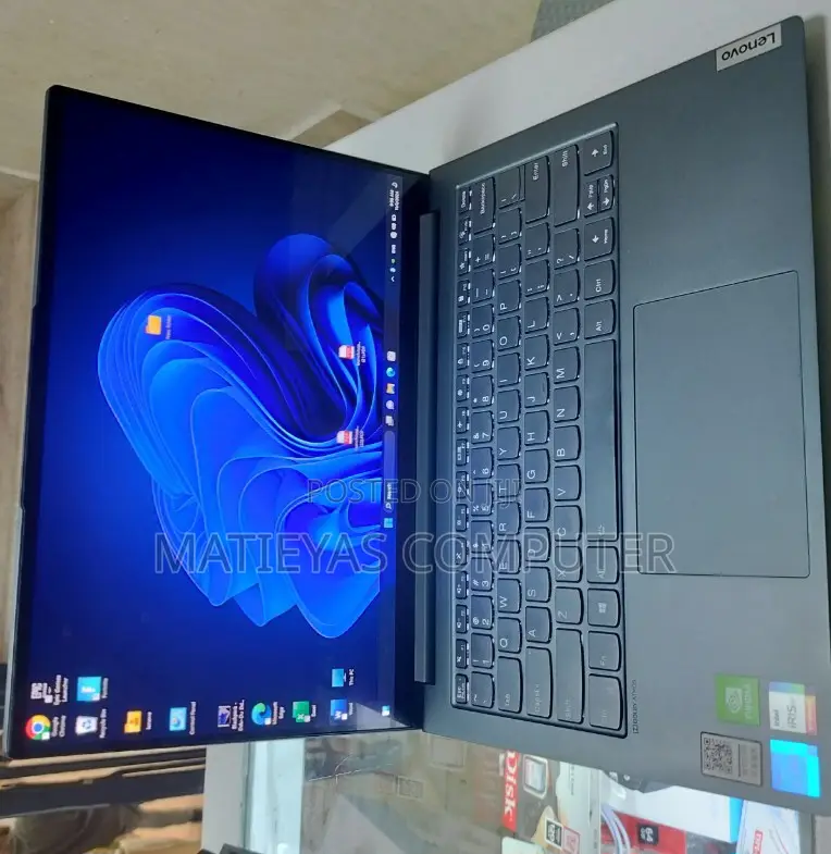 New Laptop Lenovo Yoga 2 16GB Intel Core I7 SSD 512GB