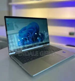 New Laptop HP Envy X360 8GB Intel Core I7 SSD 1T