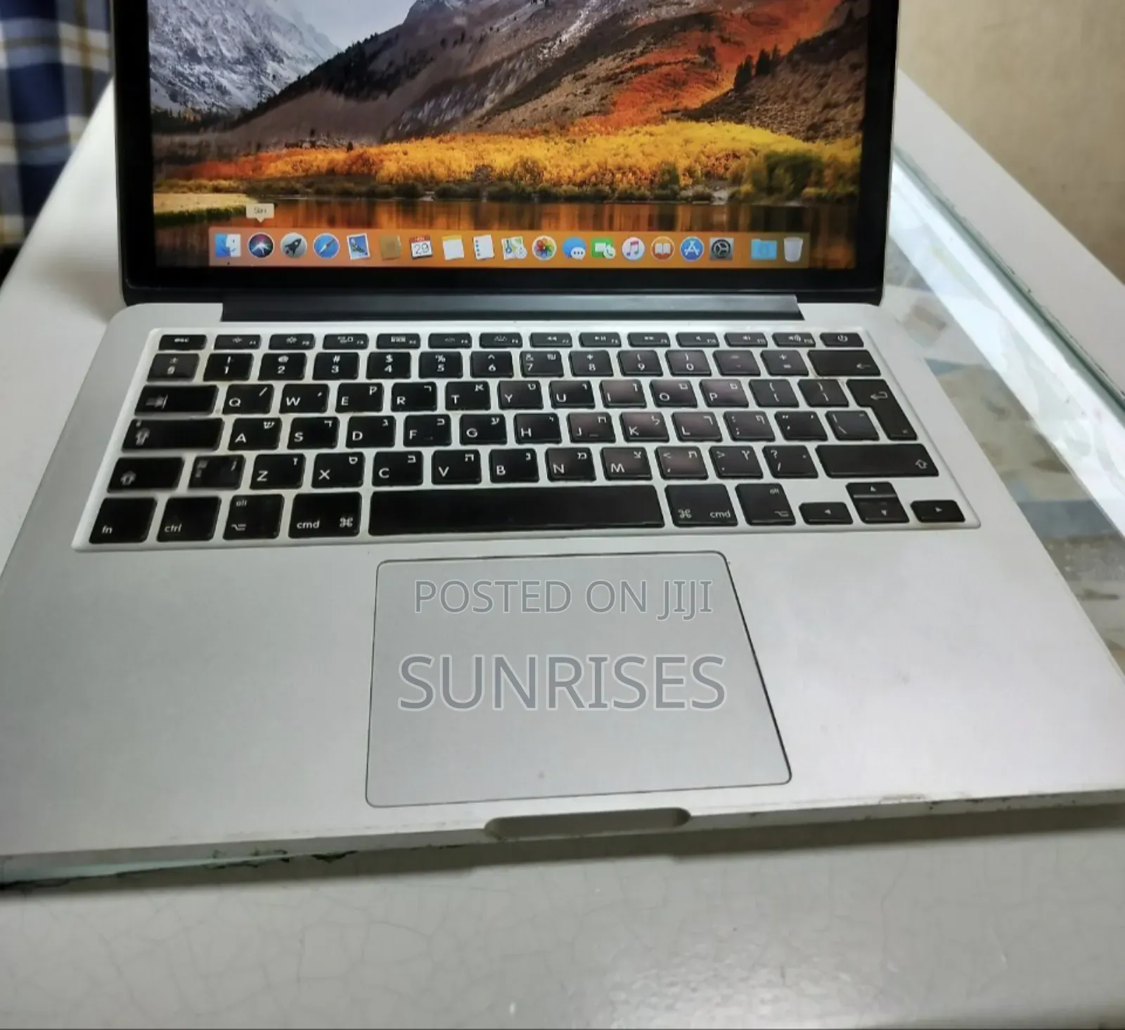 New Laptop Apple MacBook Pro 2015 8GB Intel Core I5 SSD 256GB