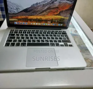 New Laptop Apple MacBook Pro 2015 8GB Intel Core I5 SSD 256GB