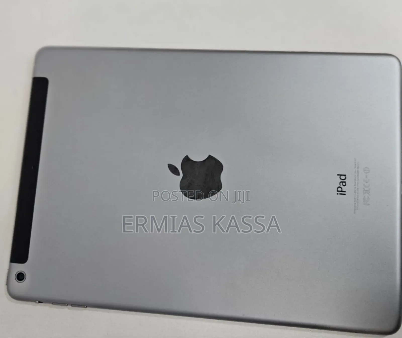 New Apple iPad 2 Wi-Fi + 3G 64 GB Silver