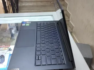 New Laptop Lenovo Yoga C740 16GB Intel Core I7 SSD 512GB