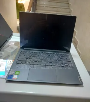 New Laptop Lenovo Yoga 730 16GB Intel Core I7 SSD 512GB