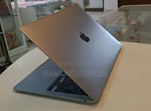 Photo - New Laptop Apple MacBook Air 2020 M1 8GB Intel Core I5 SSD 256GB