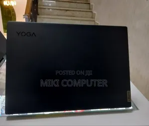 New Laptop Lenovo Yoga 710 16GB Intel Core I7 SSD 512GB