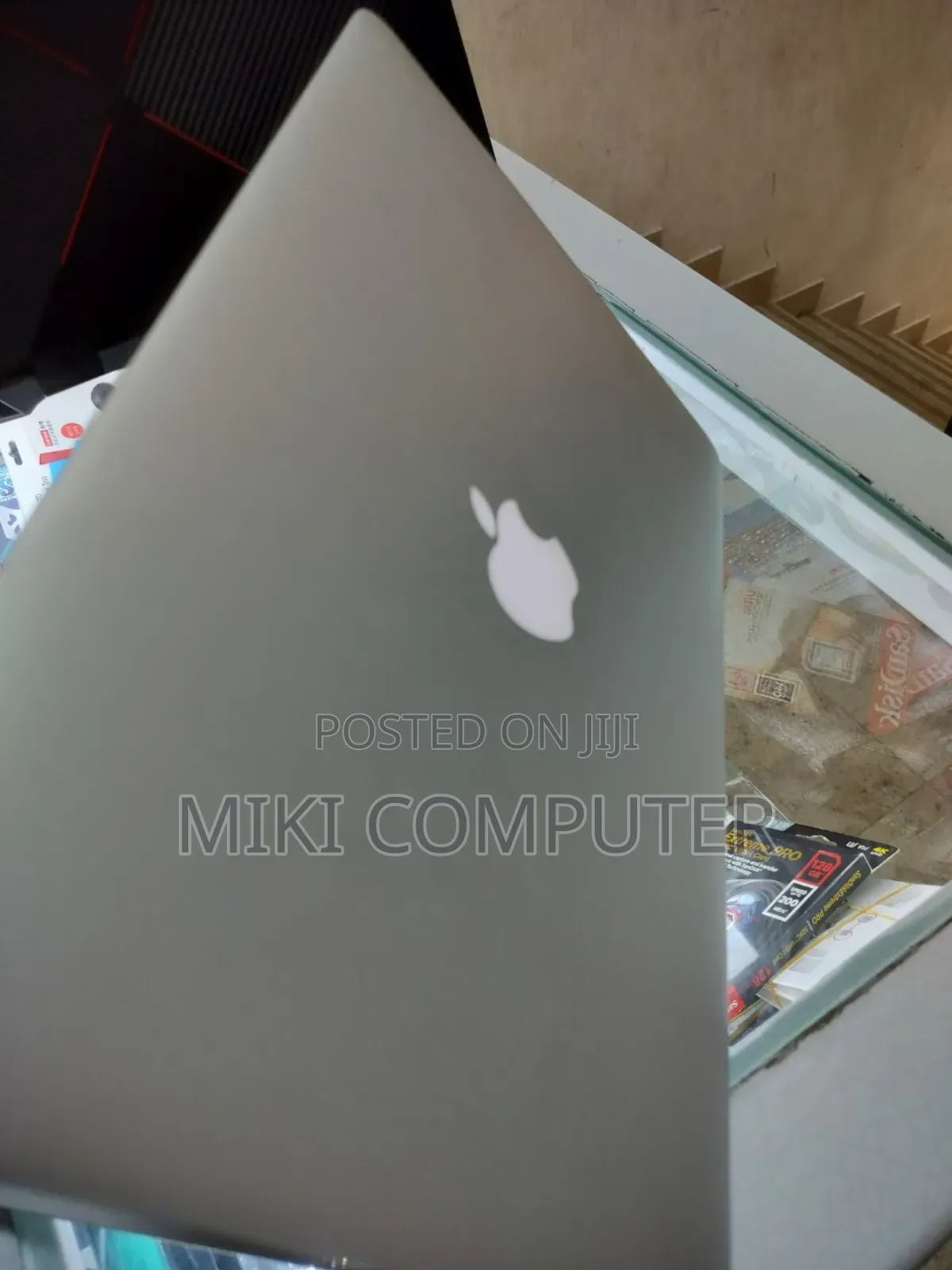 New Laptop Apple MacBook Air 2015 8GB Intel Core I5 SSD 256GB