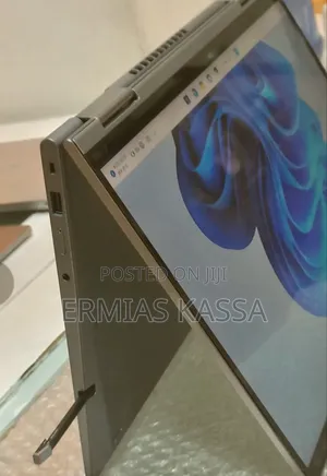 New Laptop Lenovo ThinkPad X1 Yoga Gen 8 32GB Intel Core I7 SSD 512GB