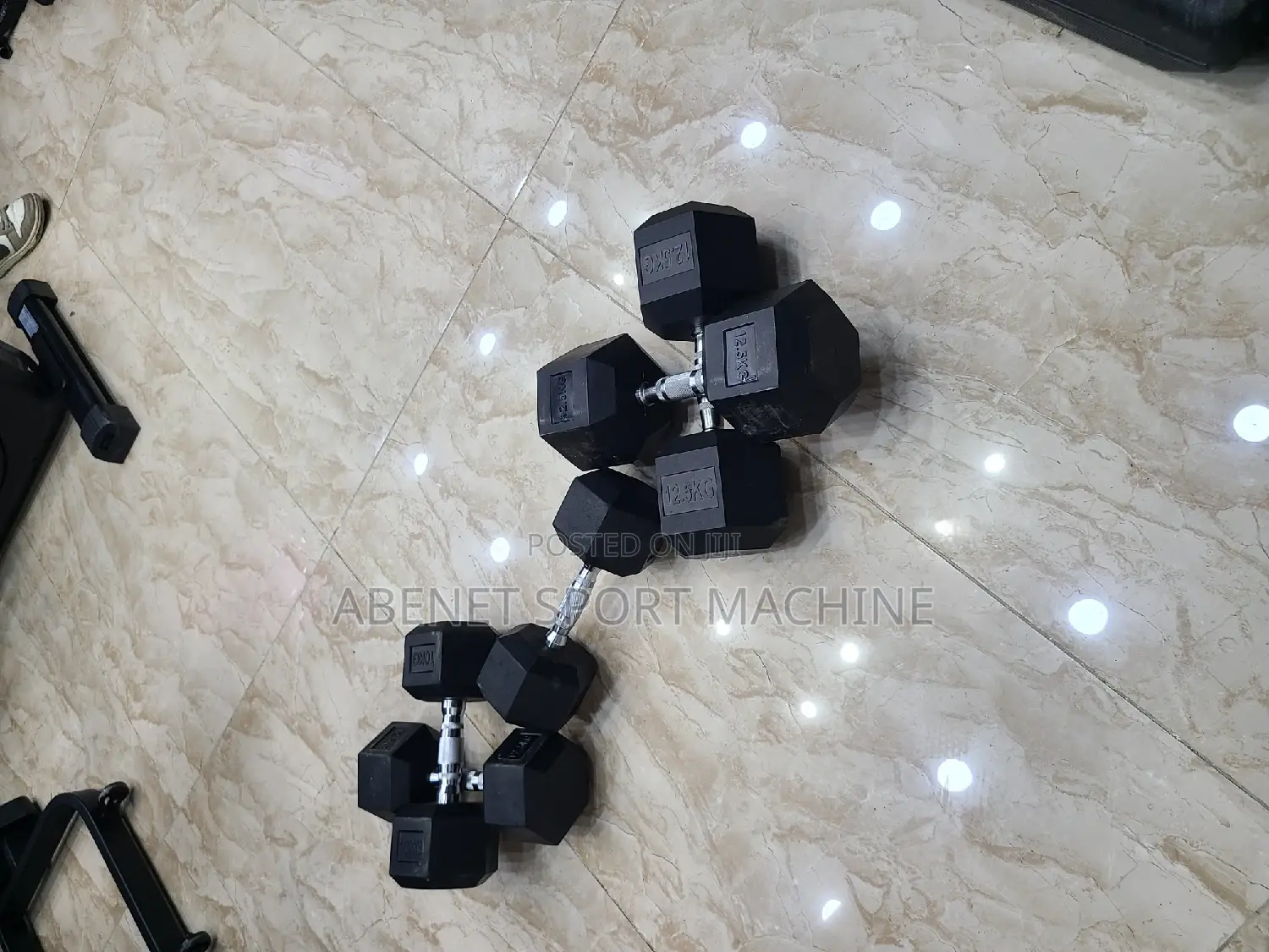 New RUBBER HEXAGONAL DUMBBELLS FROM 5 - 50kgs