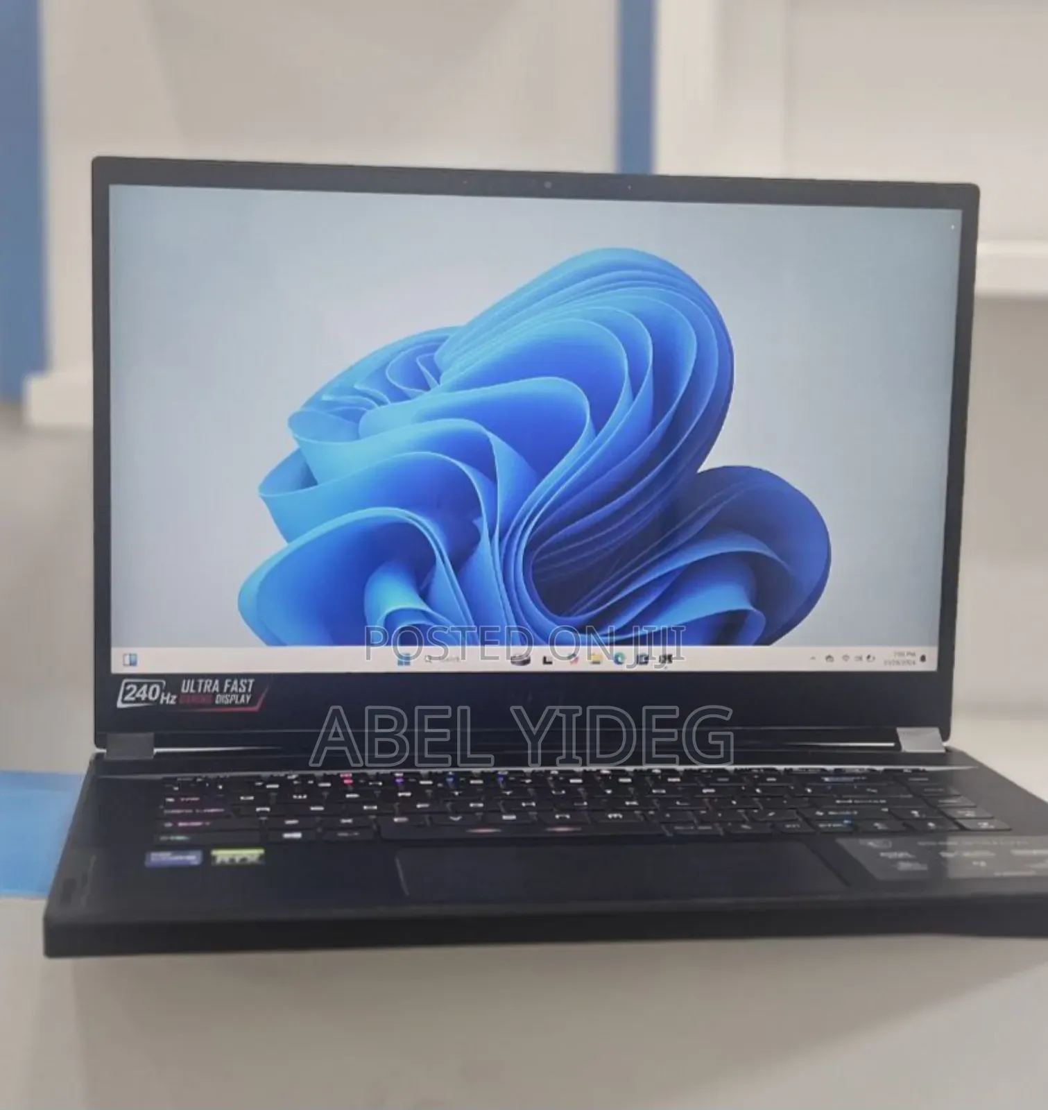 New Laptop MSI GS66 Stealth 10UH 32GB Intel Core I7 SSD 1T