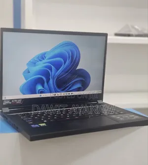 New Laptop MSI GS66 Stealth 10SGS 32GB Intel Core I7 SSD 1T