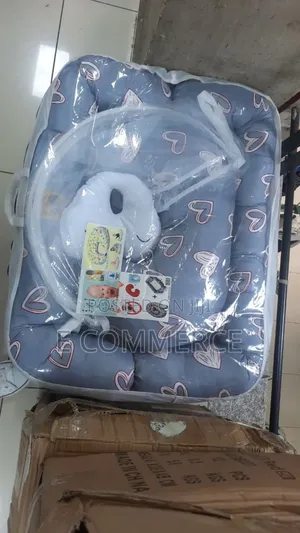 5 In 1 የልጆች ማስተኛ አልጋ ደንገል ትራስ ዛንዚራ በ አንድ ላይ የያዘ