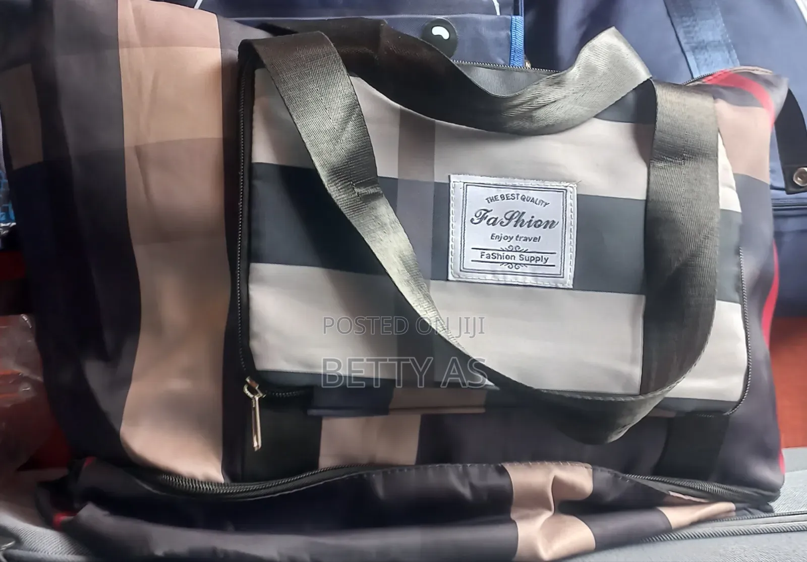 Foldable High Capacity Travel Bags