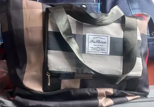 Photo - Foldable High Capacity Travel Bags