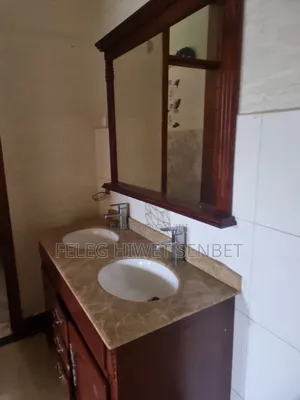 Furnished 5bdrm Villa in Aa, Bole for rent
