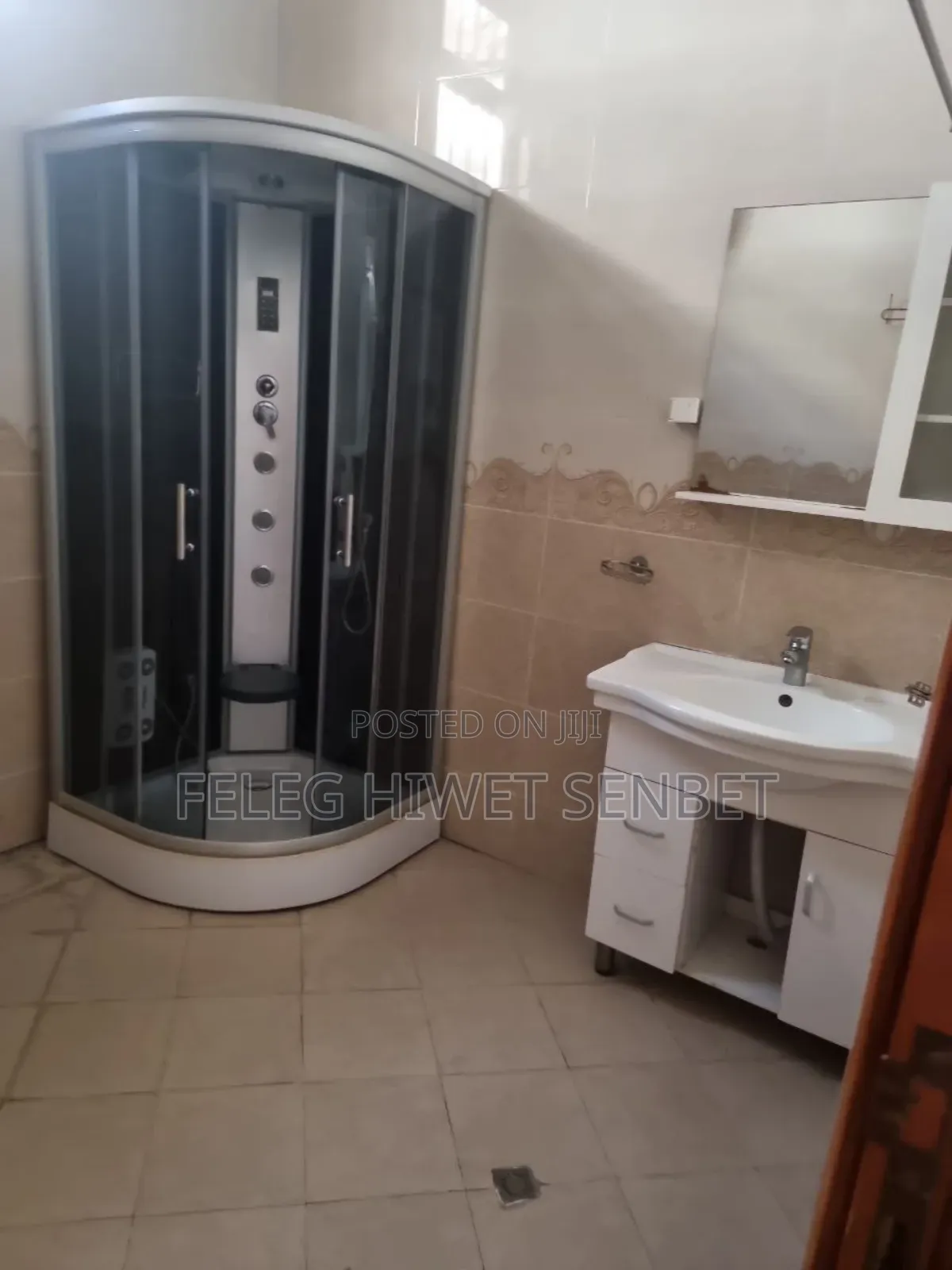 Furnished 5bdrm Villa in Aa, Bole for rent