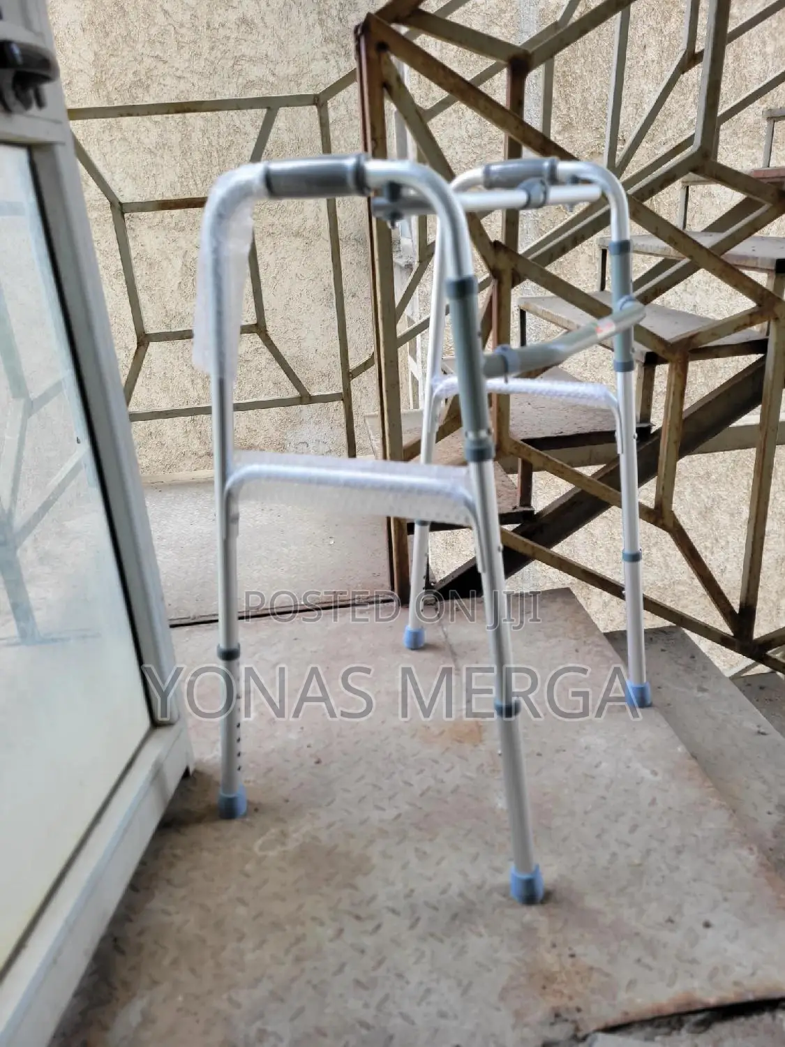 Walker Strong Bearing Capacity Up to 150kg,With 2 Removable