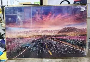 Photo - High Quality Glass Front Wall Arts