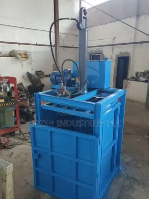 Photo - 1 ሜትር በ1 ሜትር (5.5 ኪሎ ዋት) የሀይላንድ መጨፍለቂያ ማሽን