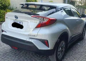 Toyota C-HR 2023 White