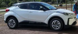 Toyota C-HR 2023 White