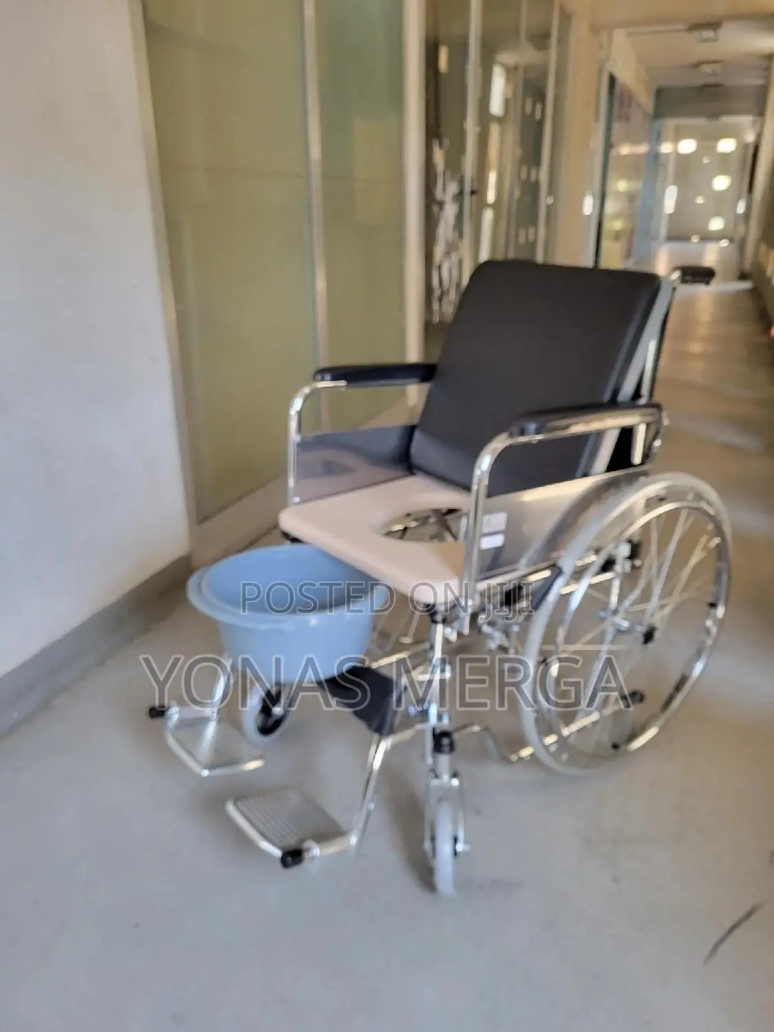 Wheelchair Folding Wheelchair With Toilet፪5⁄8ዊልቼርwheelchair