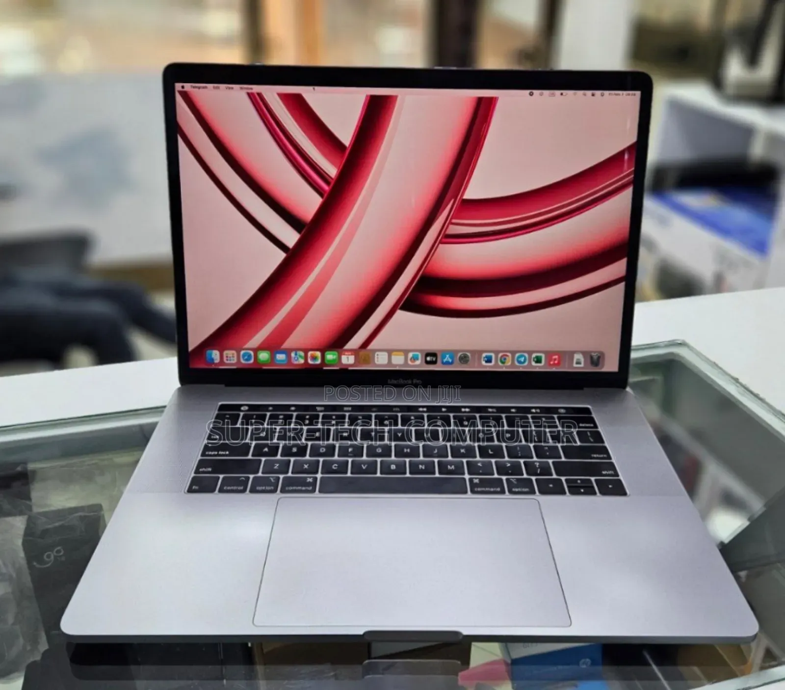 New Laptop Apple MacBook Pro 2019 16GB Intel Core I9 SSD 1T