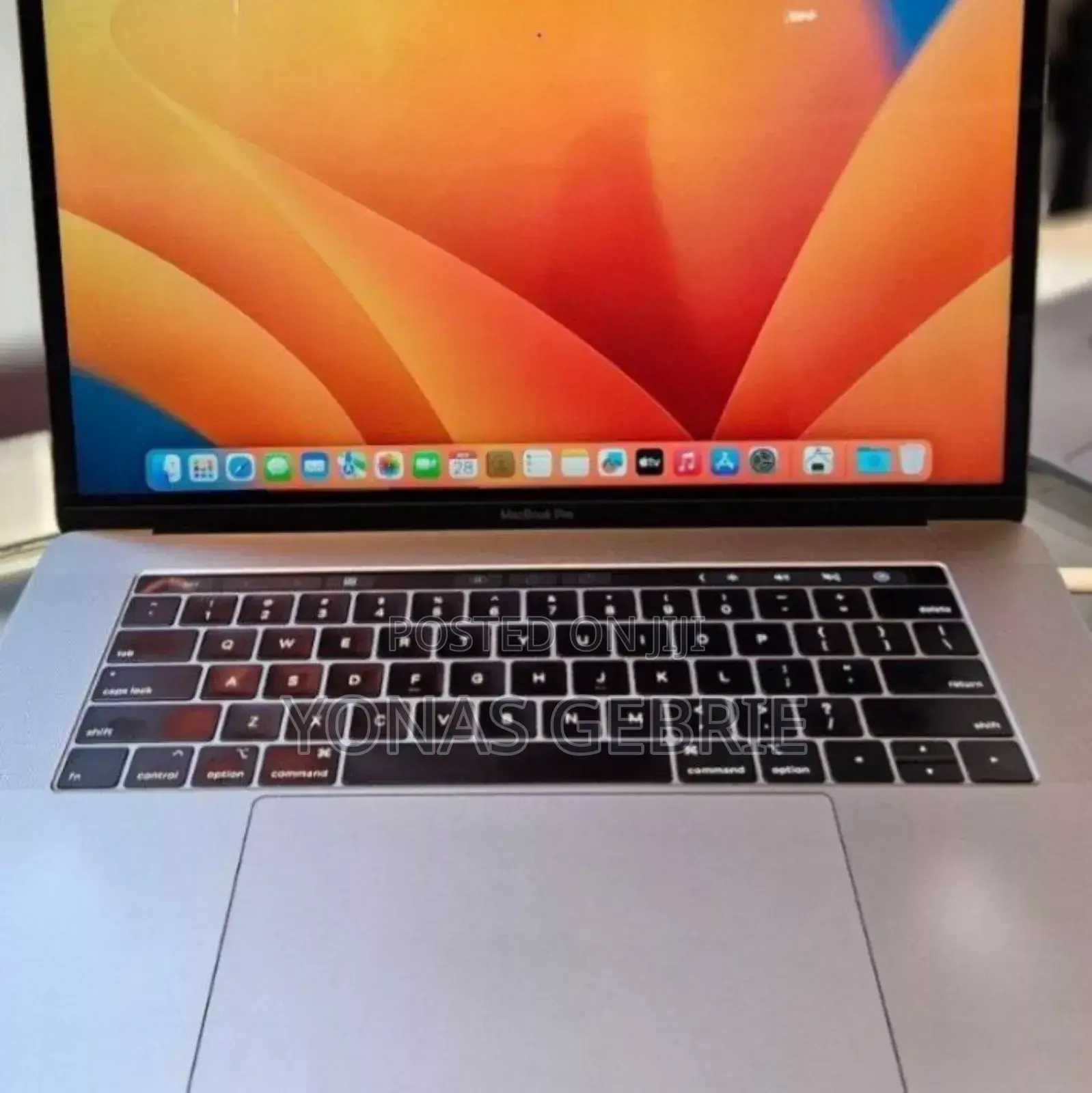 New Laptop Apple MacBook Pro 2018 32GB Intel Core i9 SSD 1T
